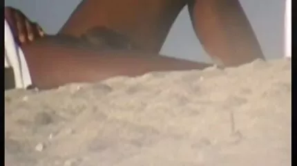 امرأة سمراء مع الخلاصة تحب الألعاب سكس عالمي مترجم للعربية الشرجية