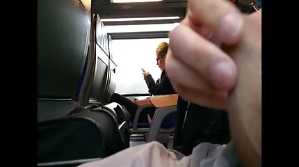 يمارس الرجال الجنس مع امرأة سمراء في قوسين حتى افلام اجنبية مترجمة للعربية سكس تتأخر في التنظيف