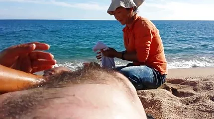 تعلمت التلميذة كل مسرات الاختراق سكس اجنبية مترجمة للعربية المزدوج اللعين.