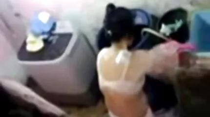 الرجال مارس الجنس في الحمار واستيائوا على فتاة مثيرة في الملابس سكس اجنبي مترجمة للعربية الداخلية