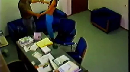 الرجل يمارس الجنس الشرجي ضيق وقحة شابة لفترة سكس مترجم للعربية و بجودات متعددة طويلة