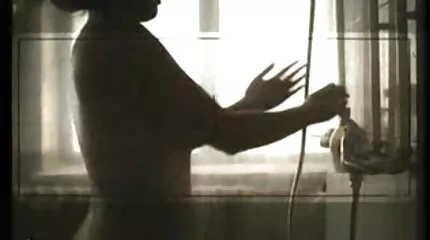 امرأة سمراء مع ديك كبيرة مارس الجنس سكس كرتون مترجم للعربية من الصعب في الحمار في ريمكس ويعطي شاعر وفير.