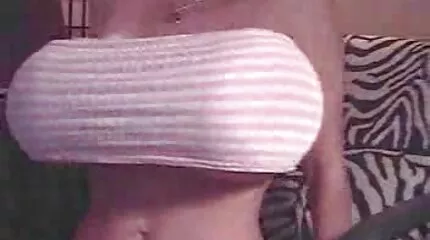 رجل من الخلف يدق شقراء سكس مترجم افلام سكس مترجم عربي سكس اجنبي مترجم عربي سكس مترجم للعربية صاخبة في الشرج
